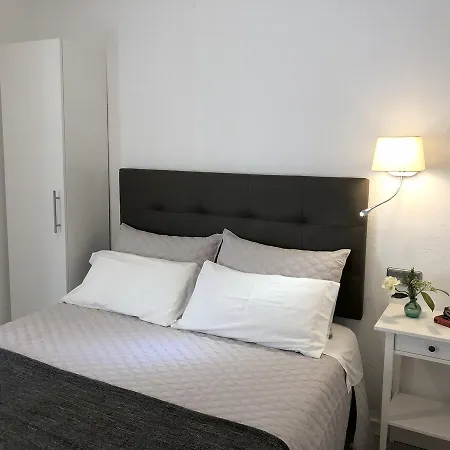 Apartaments La Palmera *